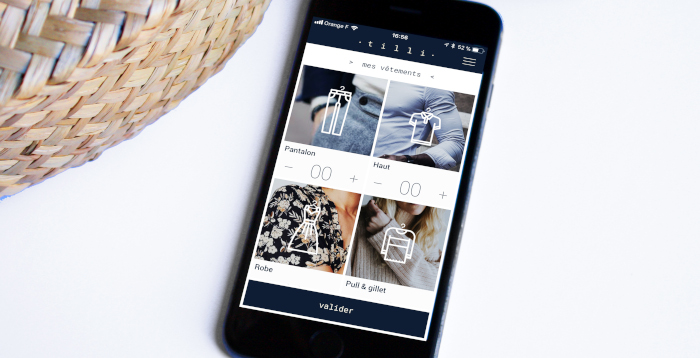 Un téléphone connecté sur le site de Tilli.
